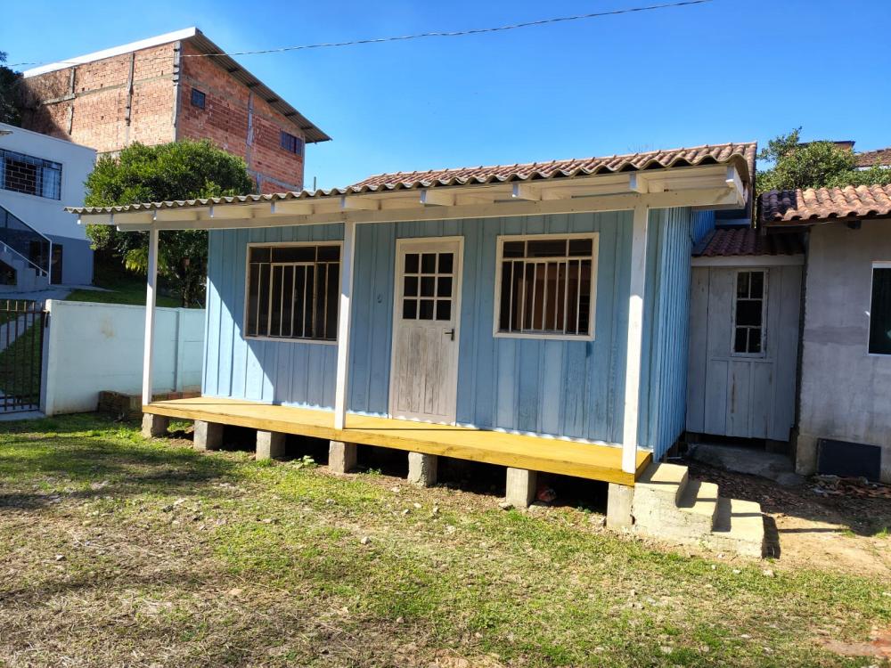 CASA DE MADEIRA PARA LOCAÇÃO