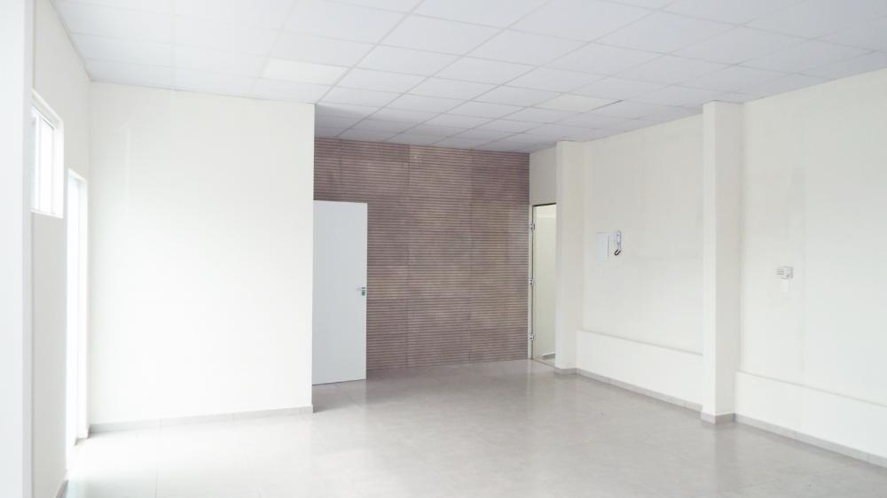 SALA COMERCIAL PARA LOCAÇÃO